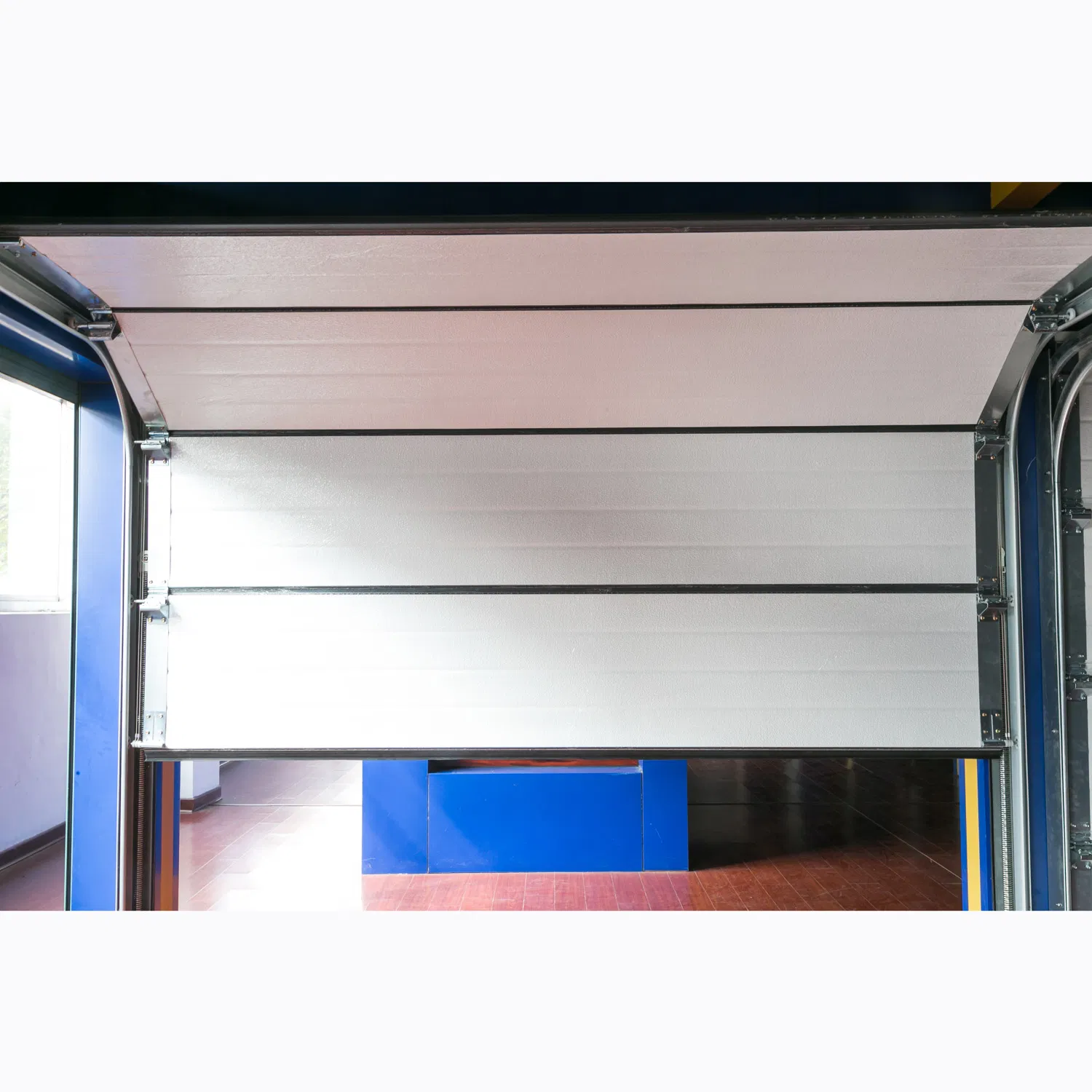 CE Approved Overhead Garage Door