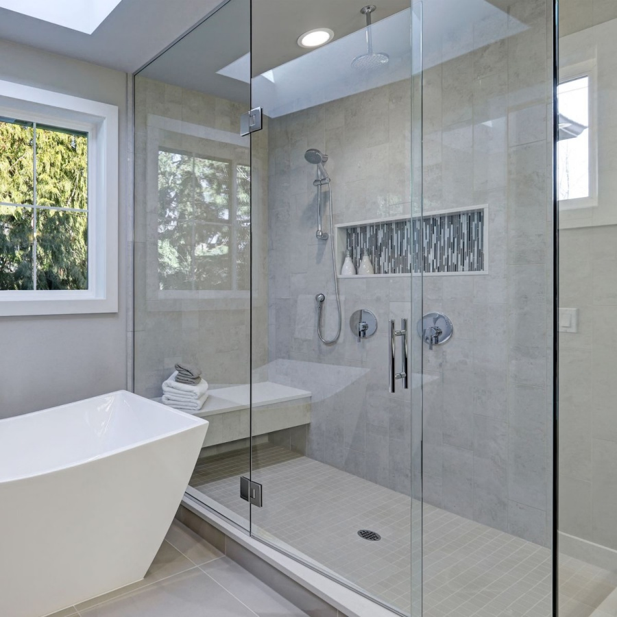 Wholesale Price Customized Size 2100*900mm Clear/Frosted Tempered Glass Door