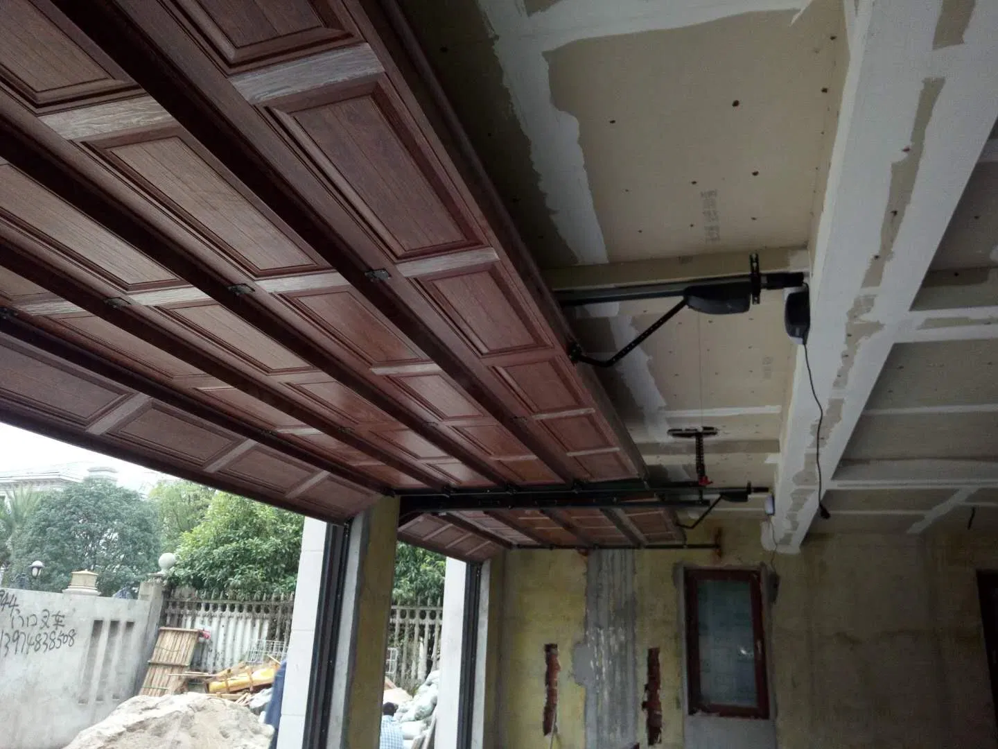 Premium Automatic Electric Garage Door for Elegant Villas