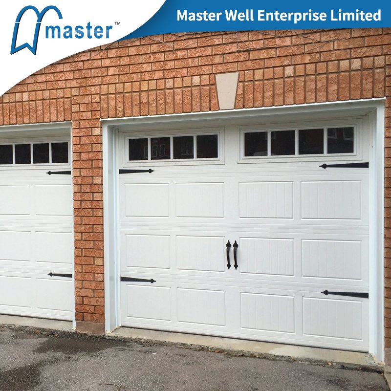 Top Sell Classic Automatic Foamed Walnut White Steel Orange Peel Oak Cedar Black Wood Grain Sectional Short Long Carriage Panel Insulated Overhead Garage Door