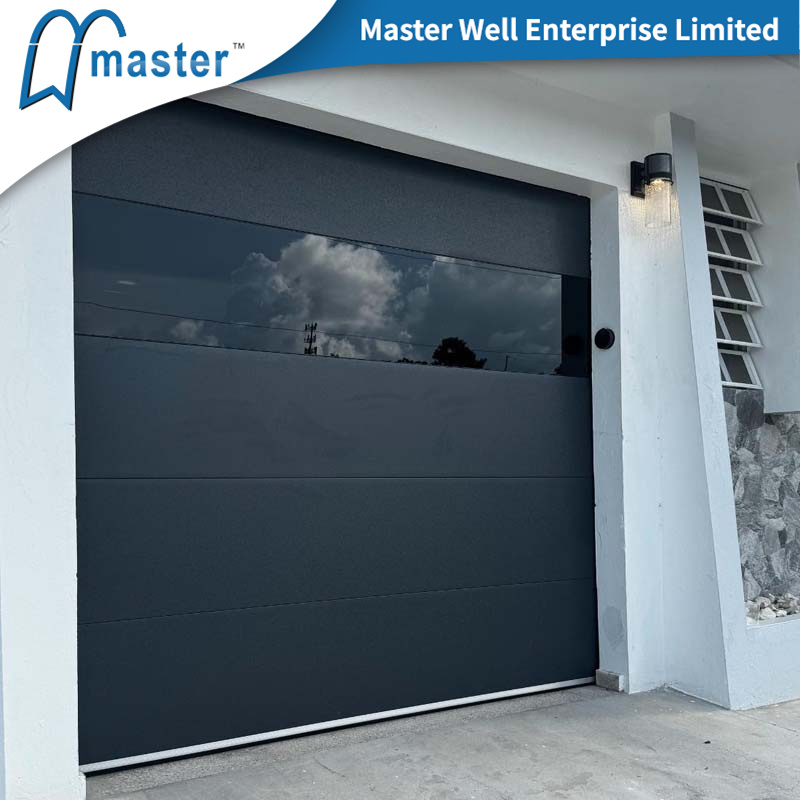 Best Sell Manufacturer Commercial Sandwich White Galvanized Steel Black Wooden Wood Grain Sectional Short Long Carriage Panel Insulated Garage Door