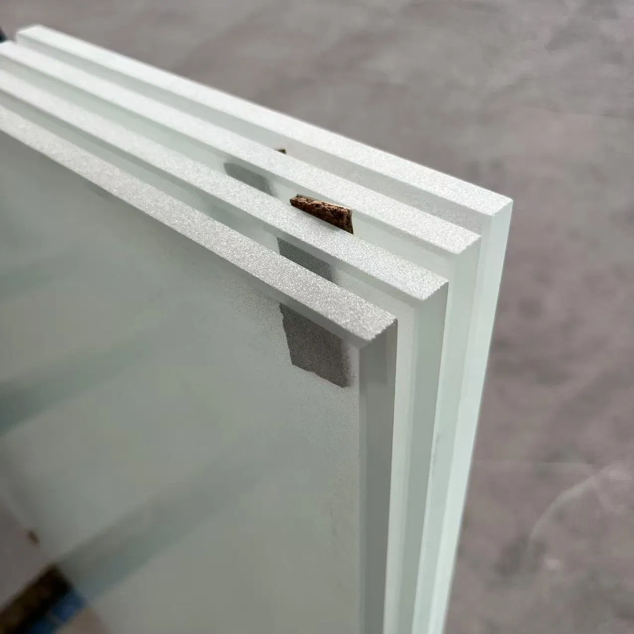 Wholesale Price Customized Size 2100*900mm Clear/Frosted Tempered Glass Door