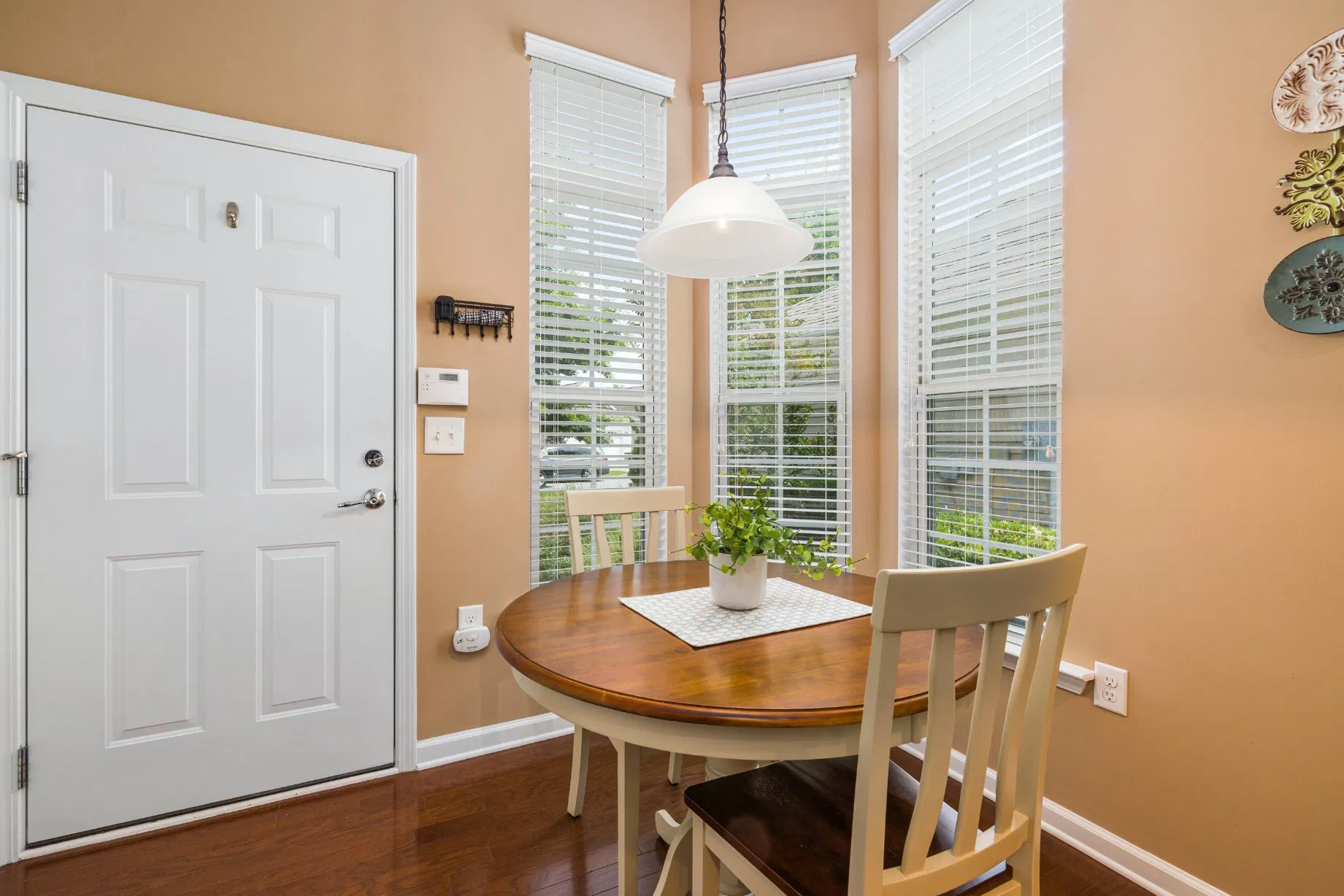 Manufacturer Wholesale Fiberglass Exterior Doors for Villa