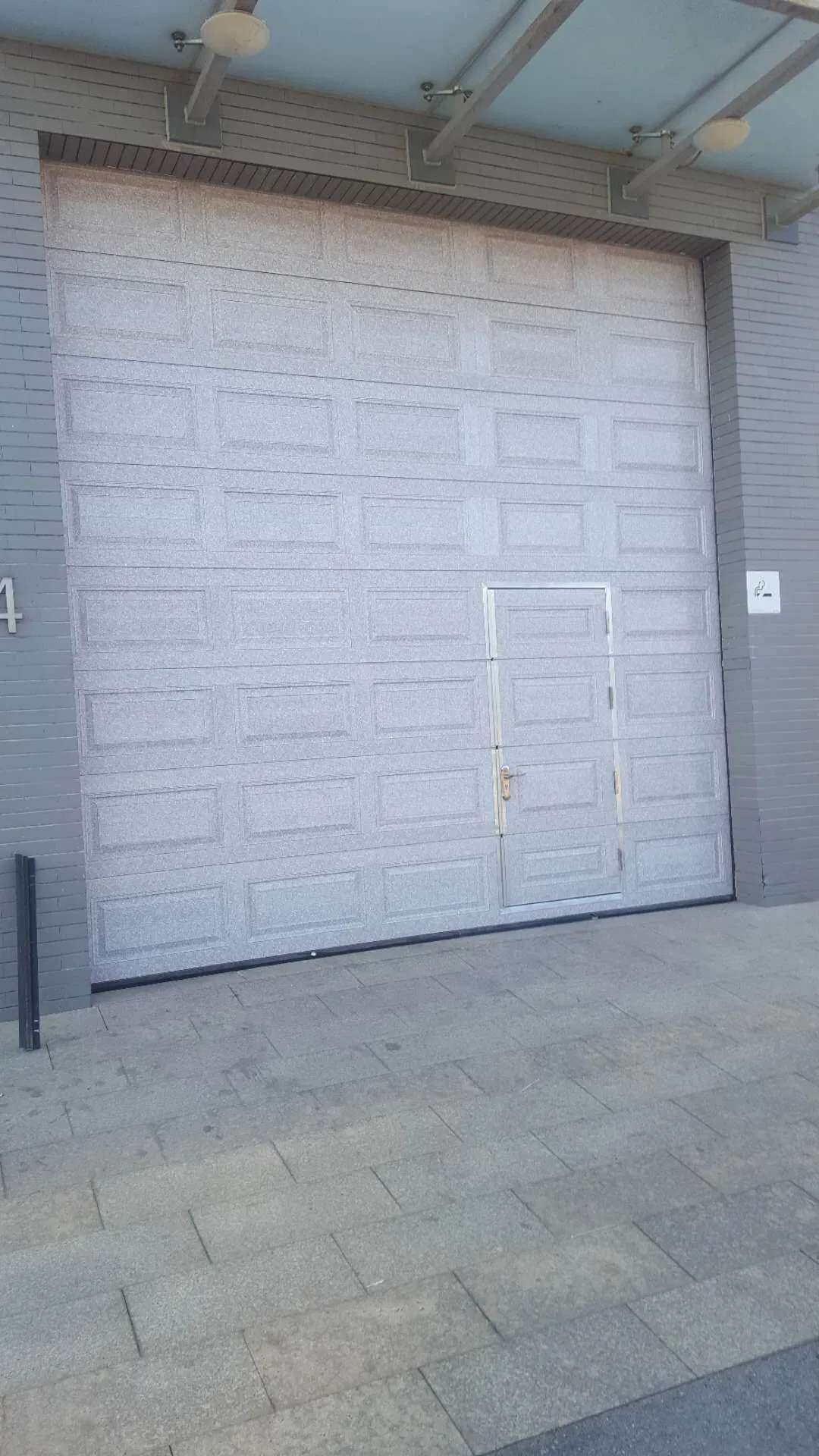 Premium Automatic Electric Garage Door for Elegant Villas
