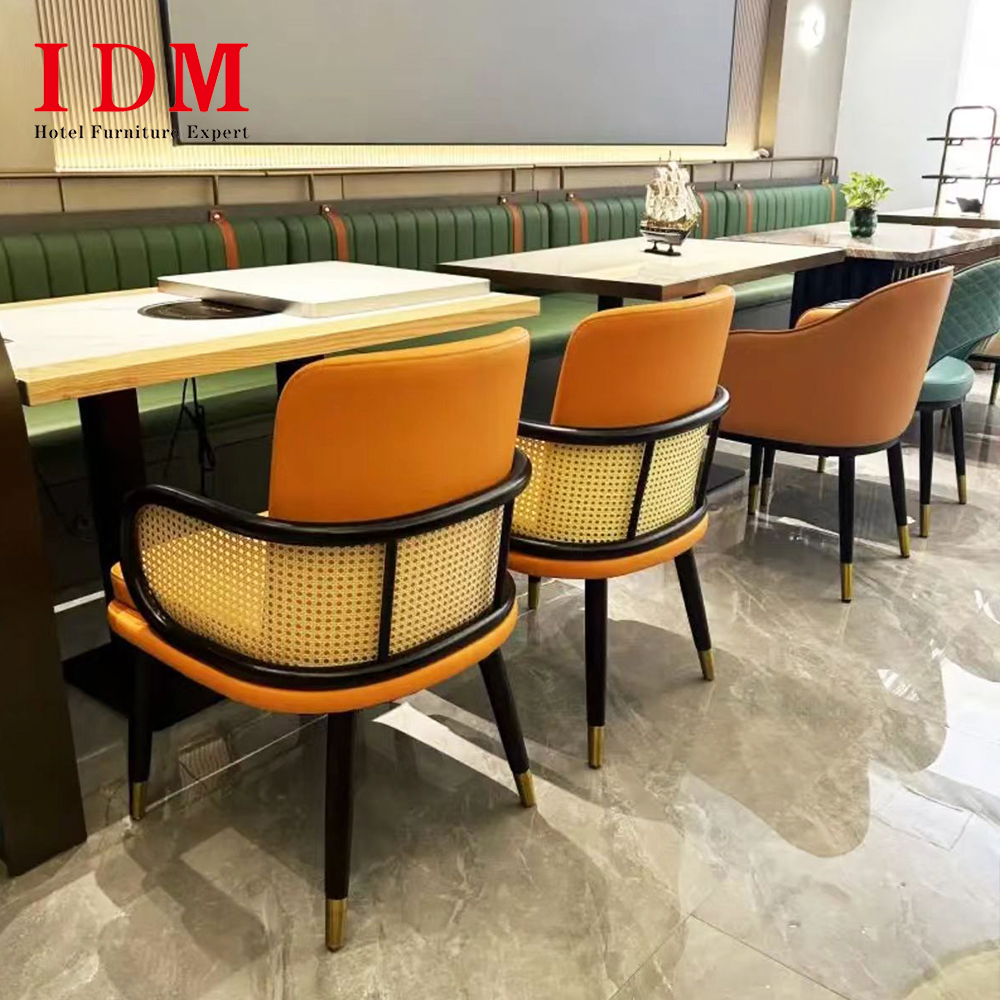 IDM Luxury Solid Wood Hotel Dining Chairs &amp; Tables with 4 Seat Sets for Commercial Modern Restaurant and Villa Use Eco-Friendly