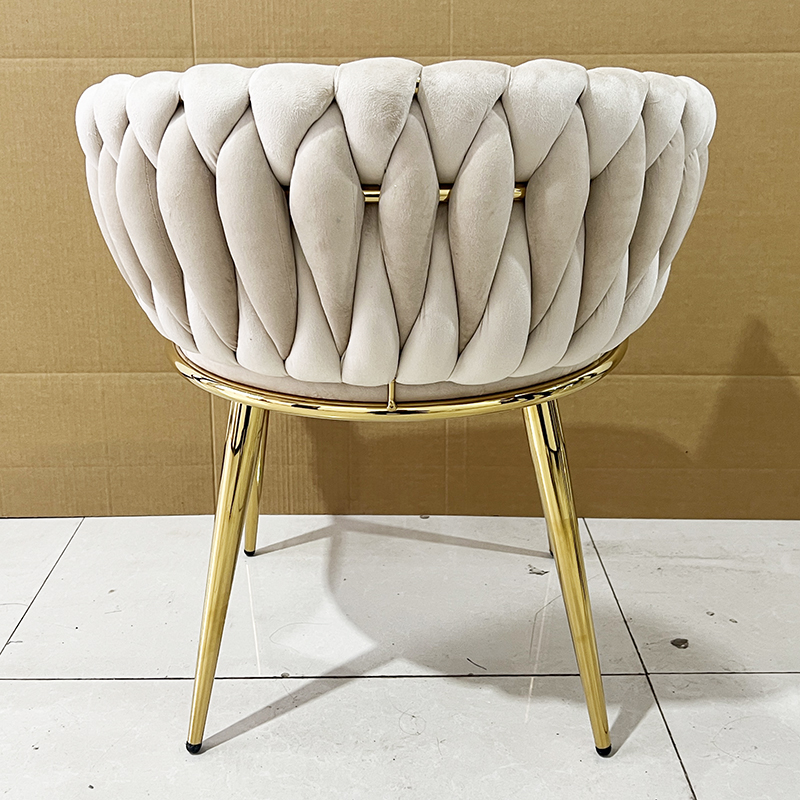 Modern Design Tufted Velvet Upholstered Eco-Friendly Dining Room Chair with Metal Legs Braided Backrest for Hotels &amp; Restaurants