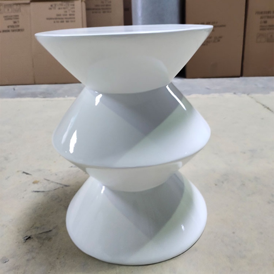 Modern New Outdoor Dining Decorative Round Fiberglass Table for Hospital and Hotel Use