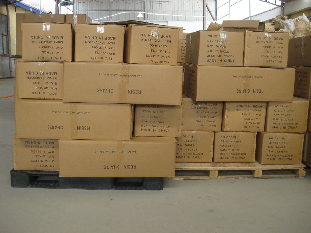 Stackable Wood Phoenix Chair Packaging