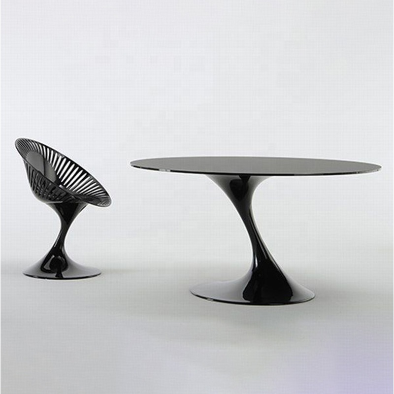 Modern Designer Round Fiberglass Shell Dining Table Outdoor Table Italian Furniture