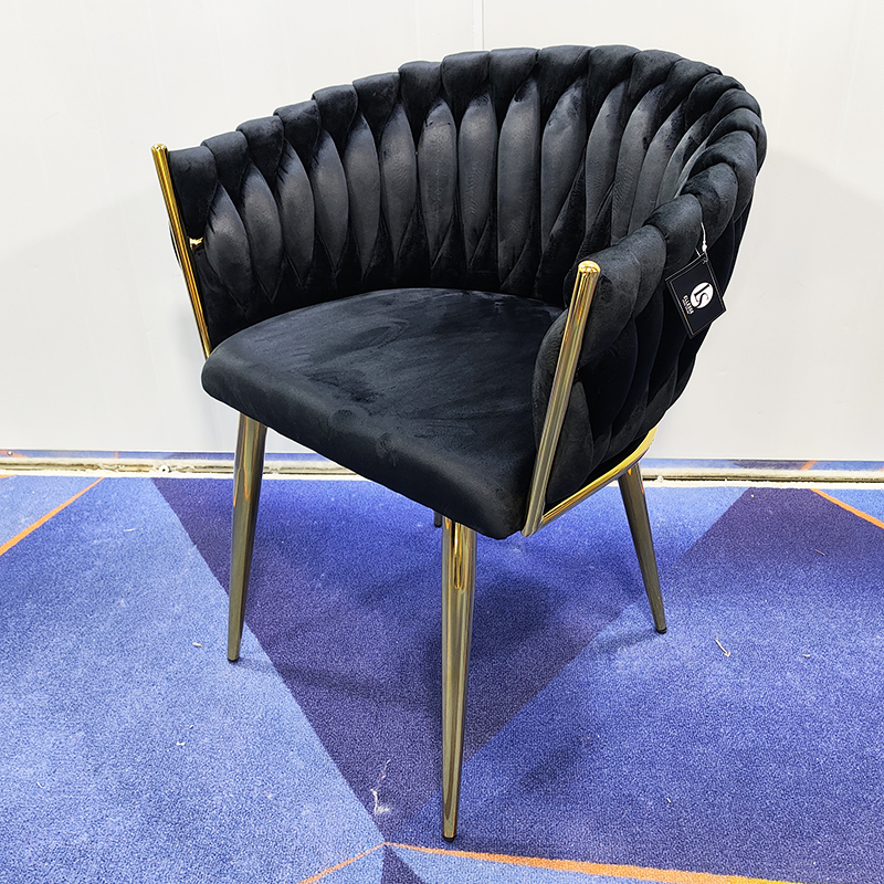 Modern Design Tufted Velvet Upholstered Eco-Friendly Dining Room Chair with Metal Legs Braided Backrest for Hotels &amp; Restaurants