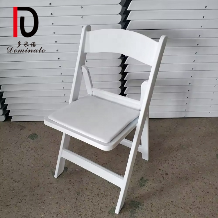 Best Selling Foldable Plastic Chair White Resin Folding Wedding Party Outdoor Chair