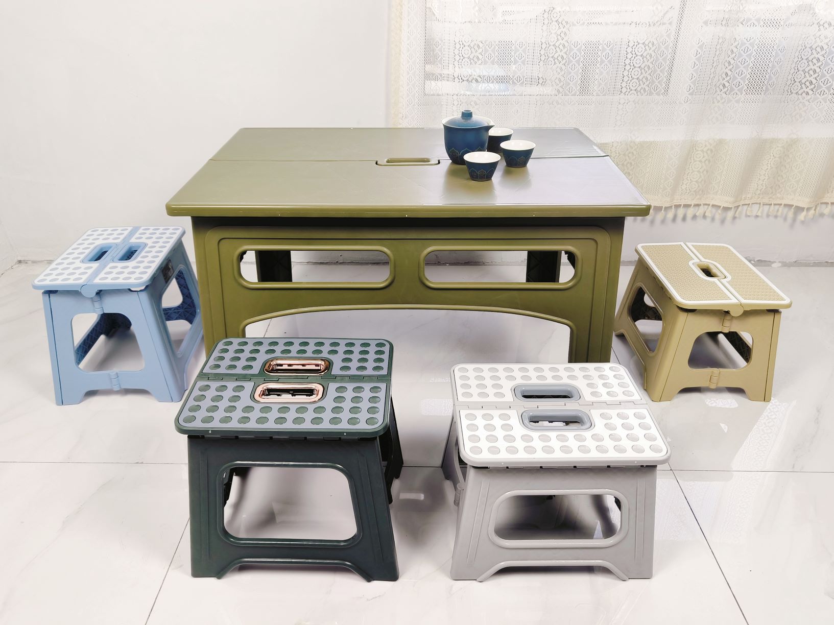 Outdoor plastic folding table