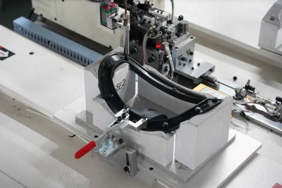 Sturdy nylon base testing