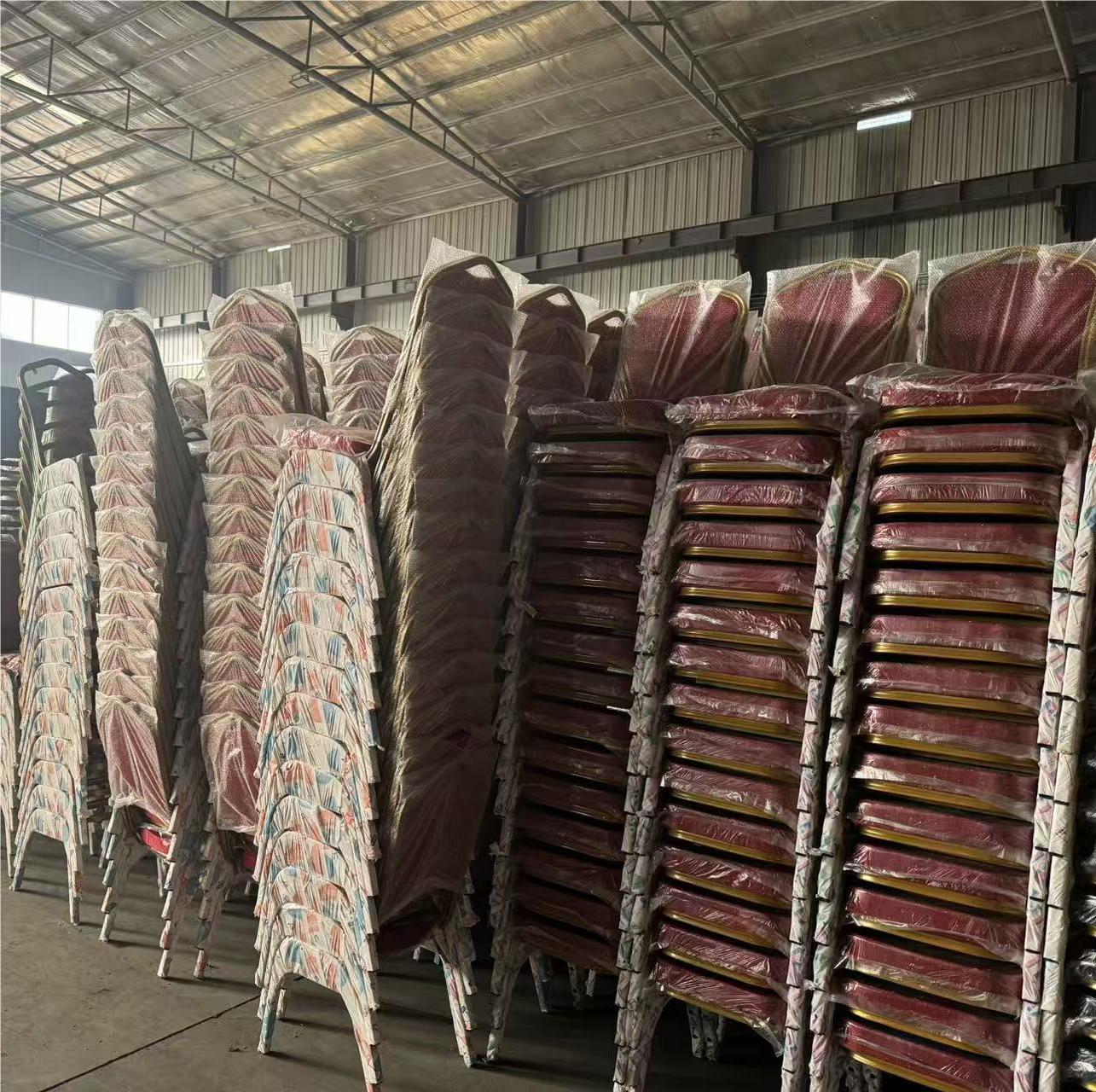 Wholesale Durable Modern Upholstered Back Seat Fabric Fancy Stackable Banquet Chair for Hospital Villa Living Room Weddings