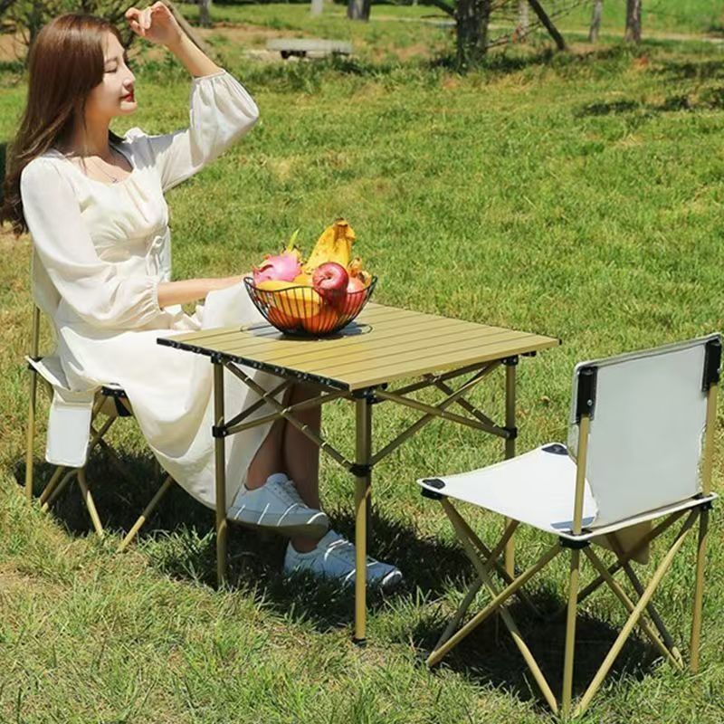 Modern Outdoor Folding Tables and Chairs Portable Oxford Material Steel Pipe Design for Camping Picnic Farmhouse Use