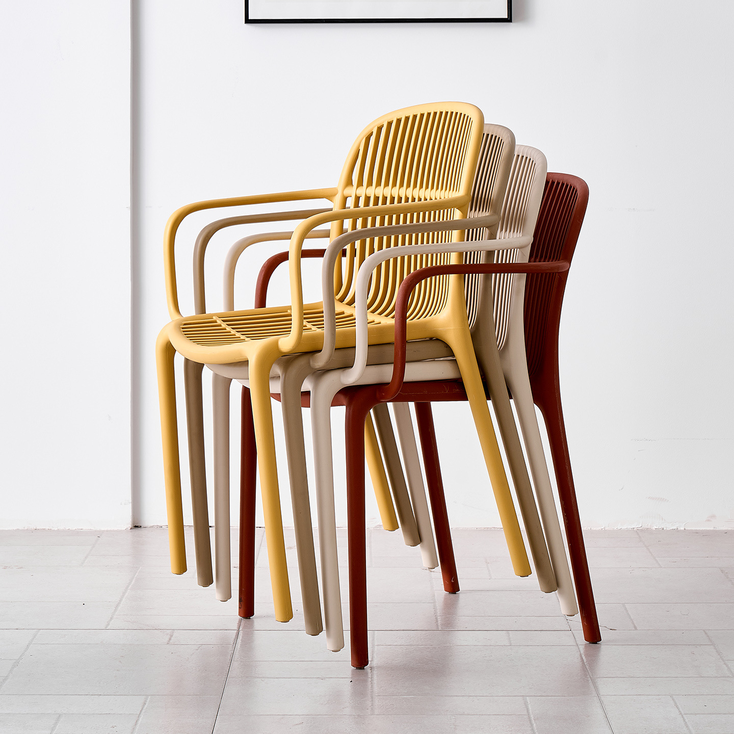 Wholesale Plastic Lounge Dinner Chair Outdoor Comfy Strong Stackable Home Restaurant Dining Chairs