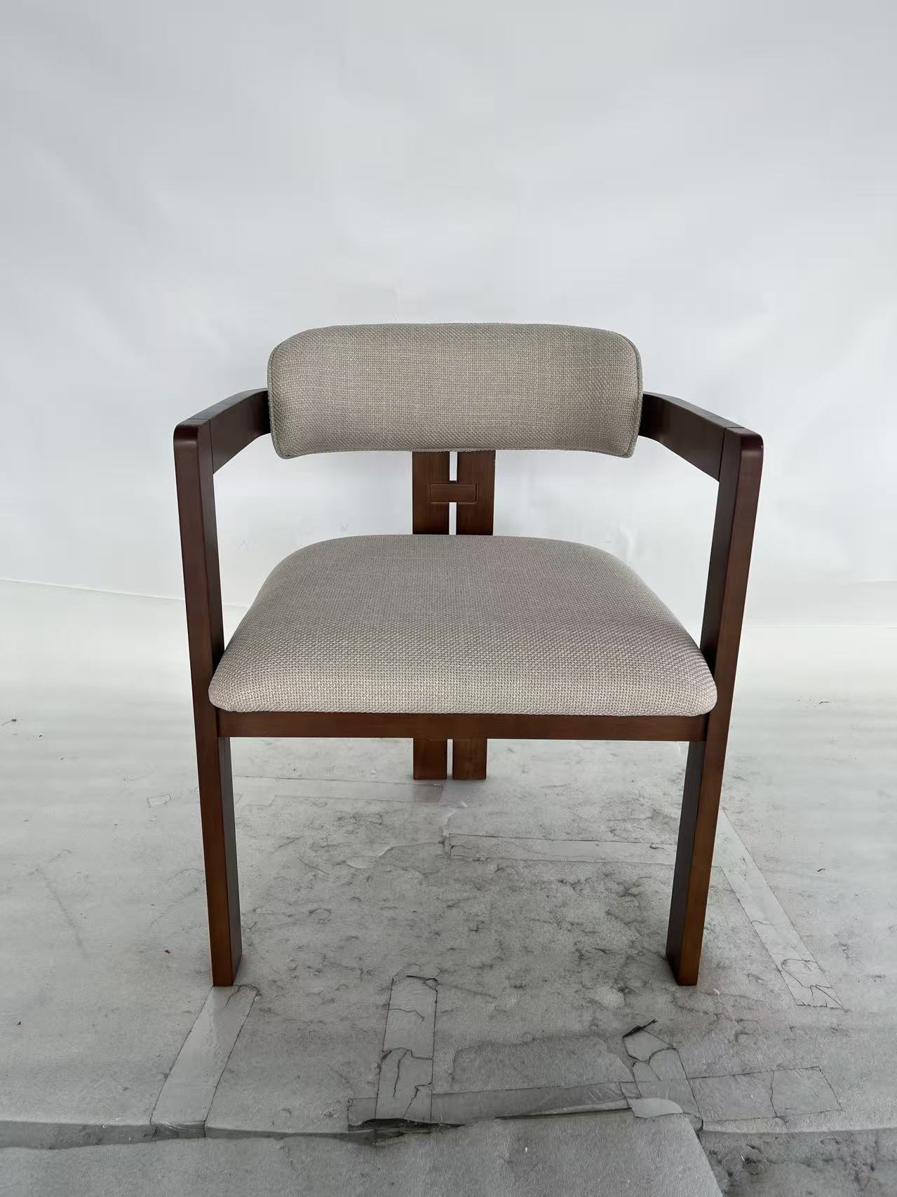 Wood Frame and Legs Modern Traditional Design Dining Chair with Eco-Friendly Upholstery and Durable Build