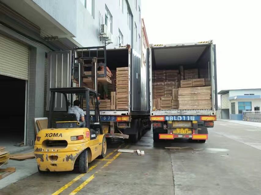Loading cargo 2