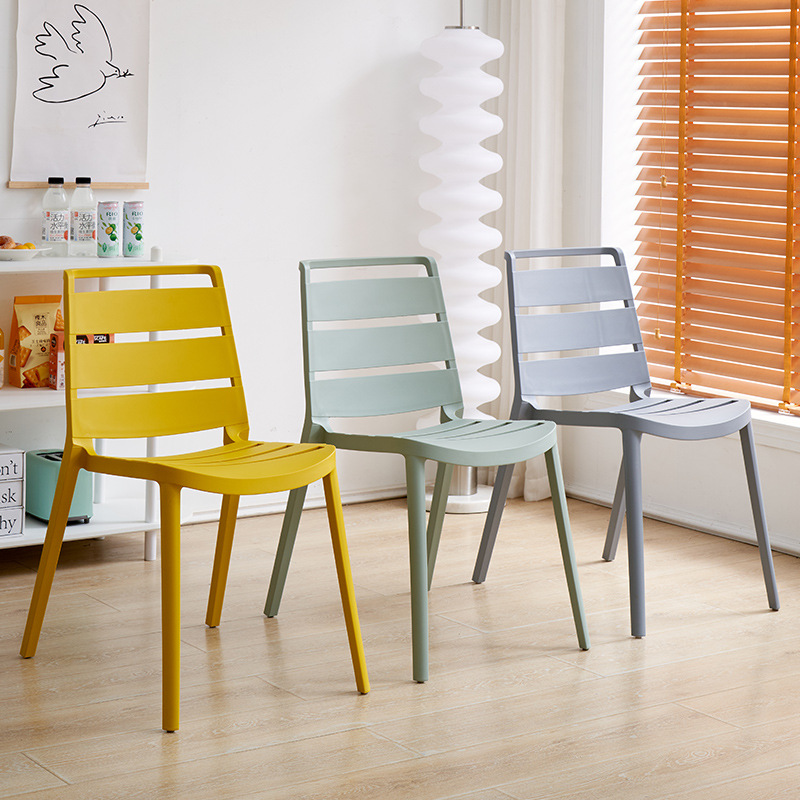 Outdoor Sturdy Stacking Dining Chairs Colorful Stackable PP Plastic Dining Chair For Caf&eacute; &amp; Hotel Use