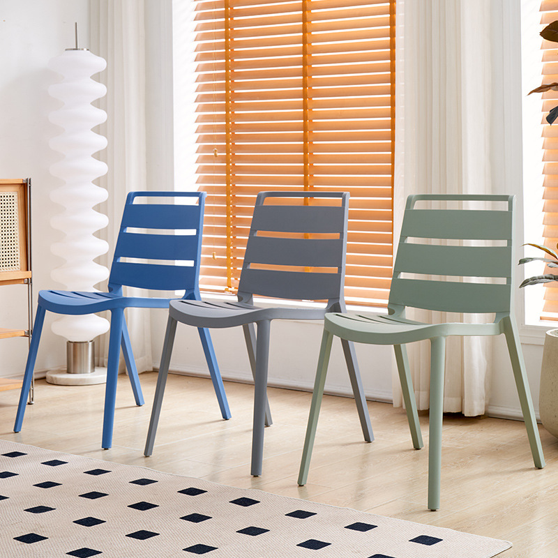 Outdoor Sturdy Stacking Dining Chairs Colorful Stackable PP Plastic Dining Chair For Caf&eacute; &amp; Hotel Use
