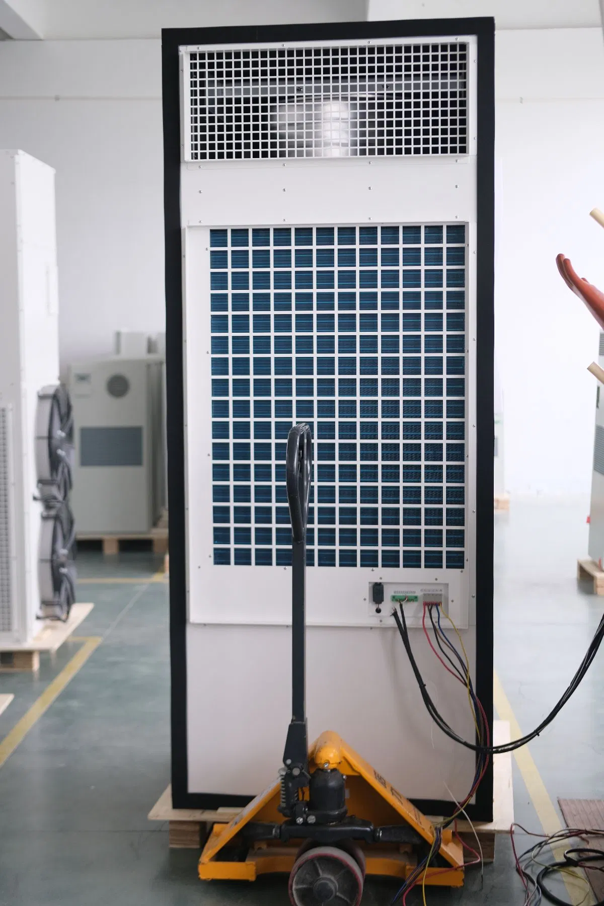 Industrial Electrical Room Air Conditioner IP55 HVAC System for Control and Switchgear Rooms