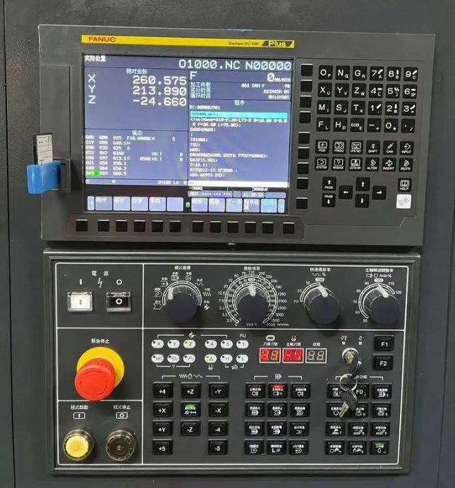 Cost-Effective Automatic Machining Center with Bt40 Motor for Precision Parts