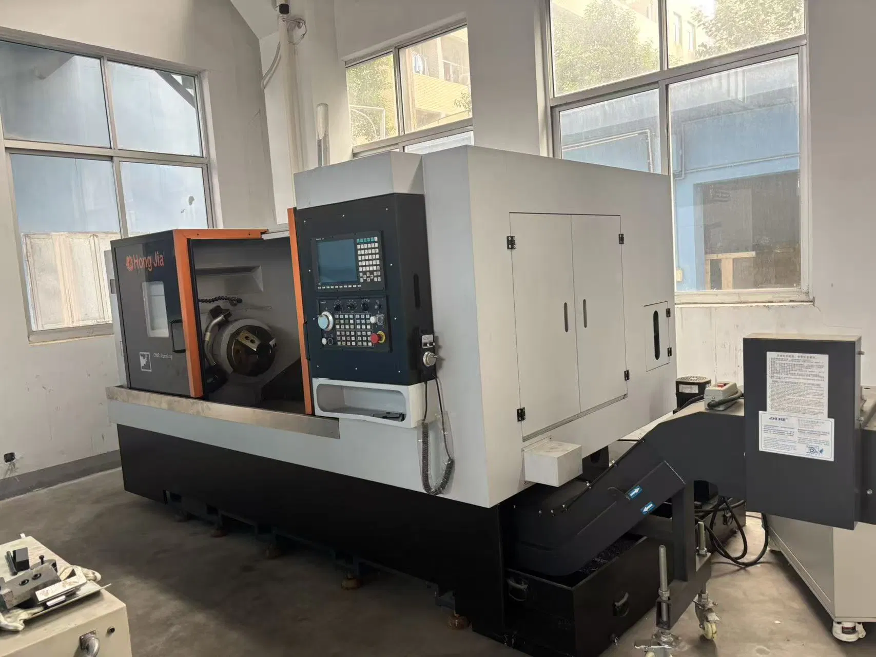 Compact CNC Machining Center for Non-Ferrous Metals Taiwan Motor Control