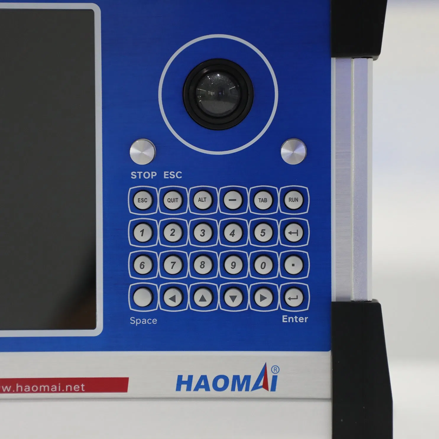 Reliable Six-Phase Relay Tester for Power System Protection