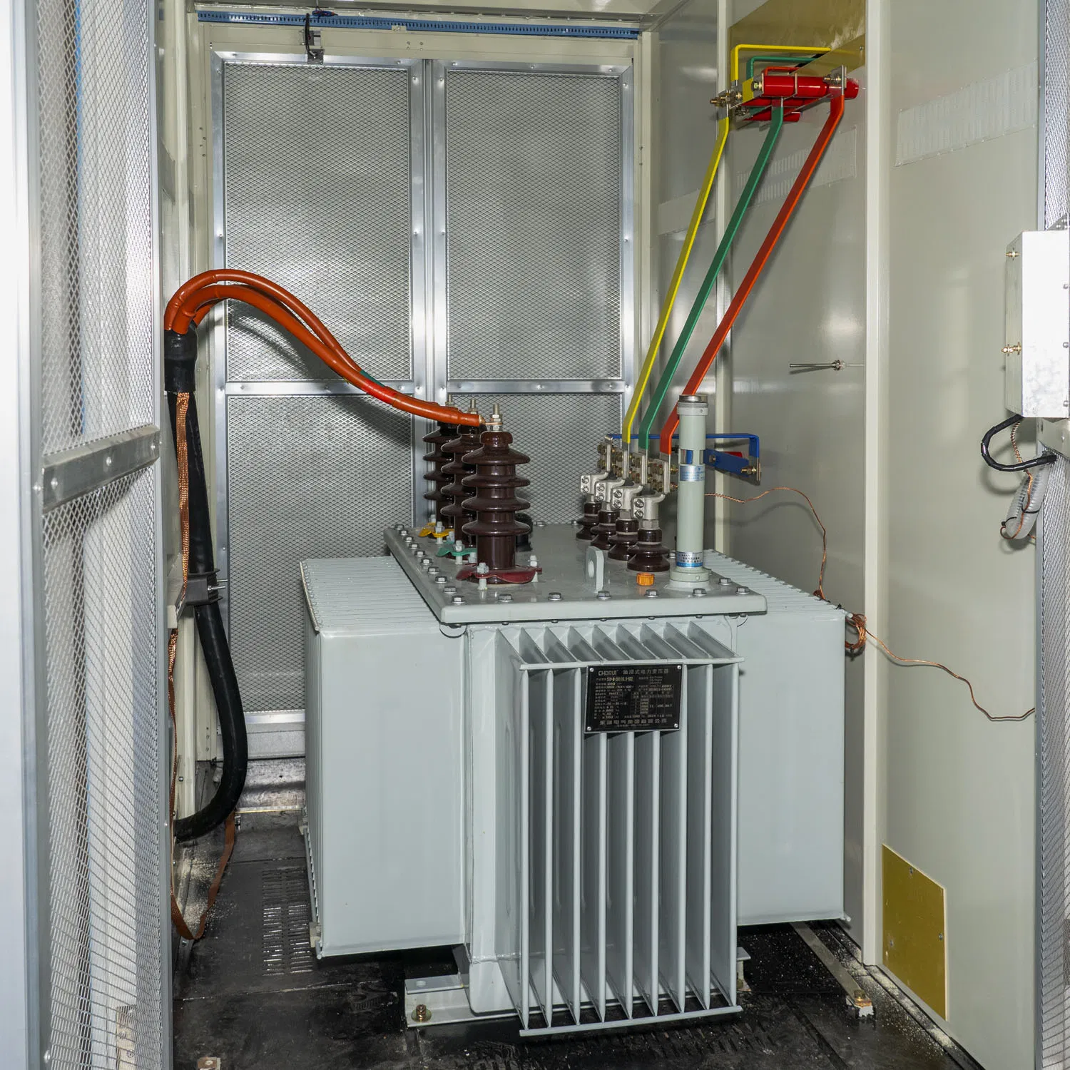 Complete Switchgear Systems with Multi-Scenario Industrial Applications and Internal Component Configurations