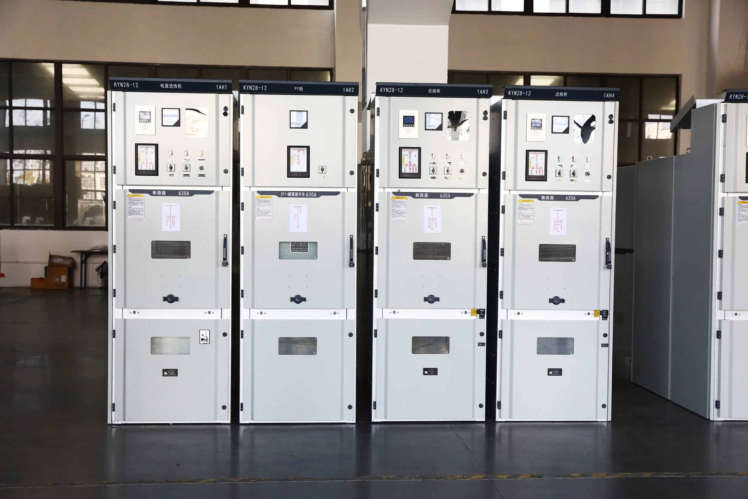 Intelligent Power Switchgear, Mv Withdrawable Panel with Predictive Maintenance Capabilities