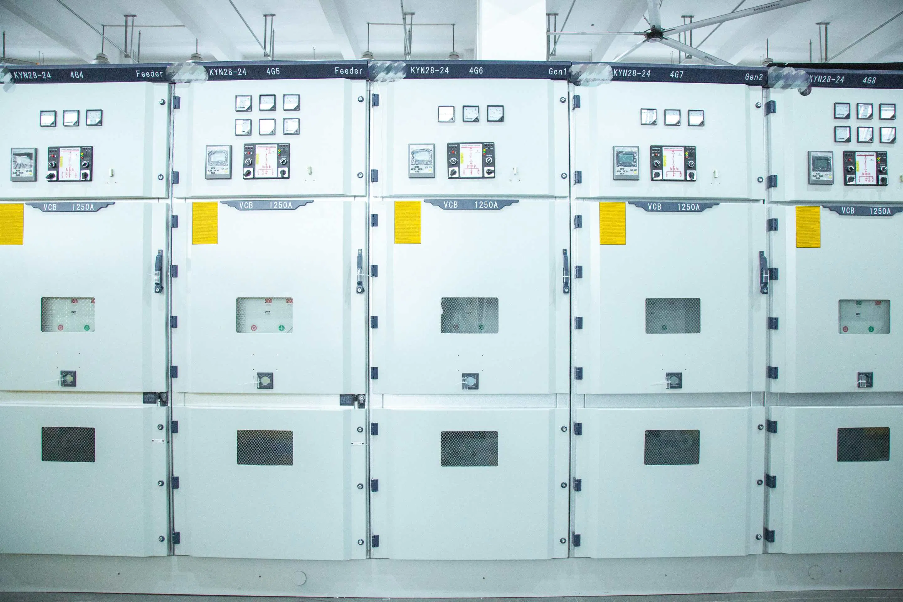 Kyn28-12 11kv High Medium Voltage Withdrawout Metal Clad Switchgear
