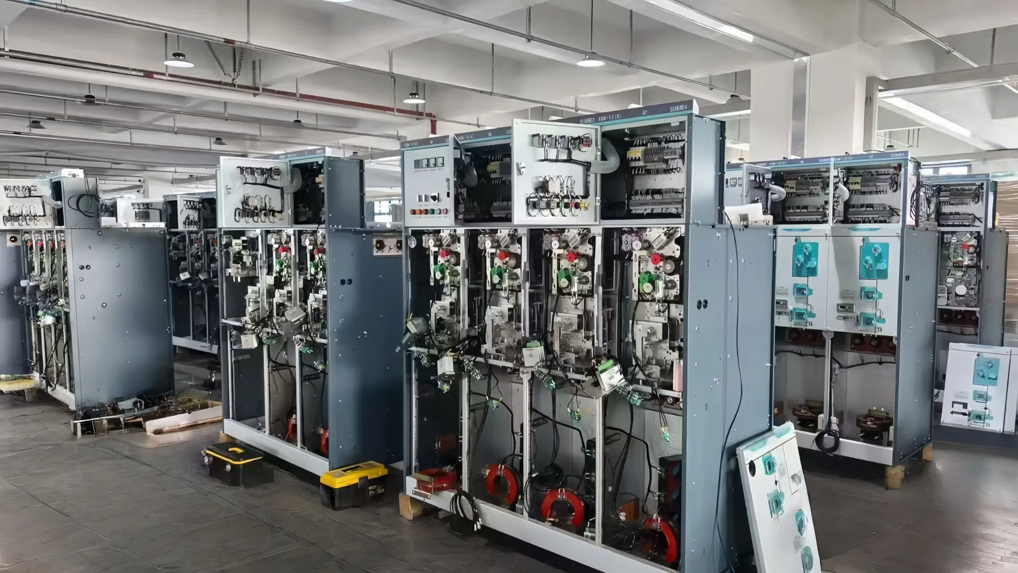 Deyan Smart Control Switchboard Metal-Clad Gas Insulated High Voltage Medium Voltage Electric Cabinet Switchgear