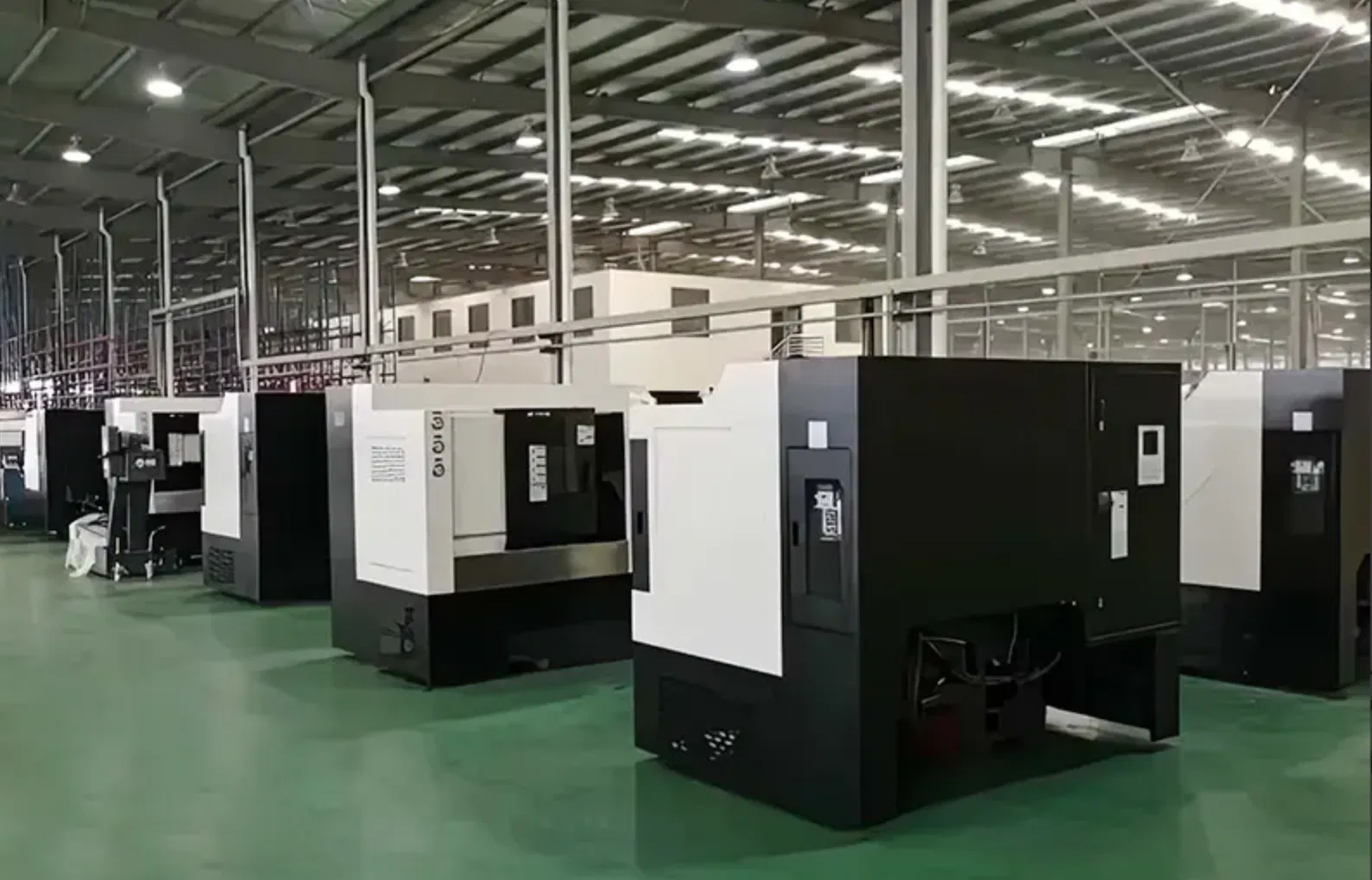 8-Inch Chuck Lathe Milling Centre with Taiwan Syntec Motor Control