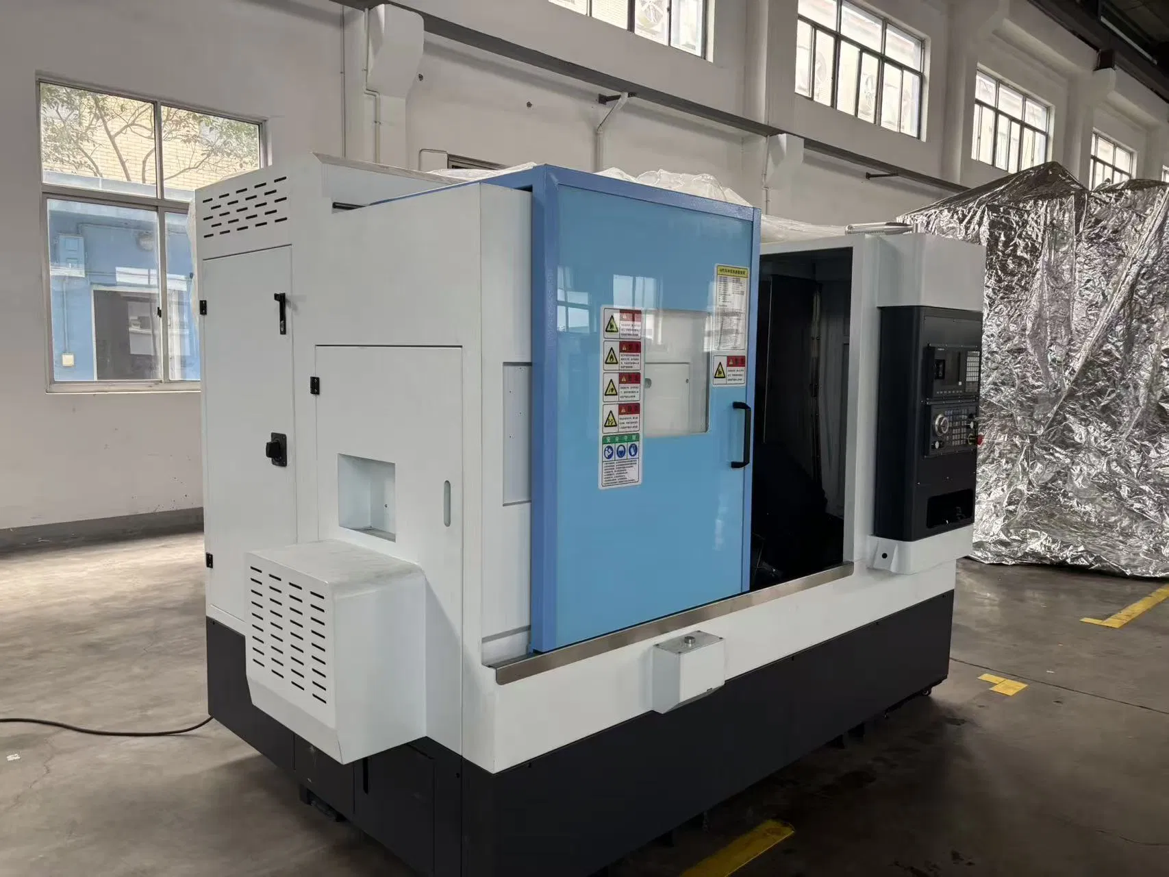 Compact CNC Machining Center for Non-Ferrous Metals Taiwan Motor Control