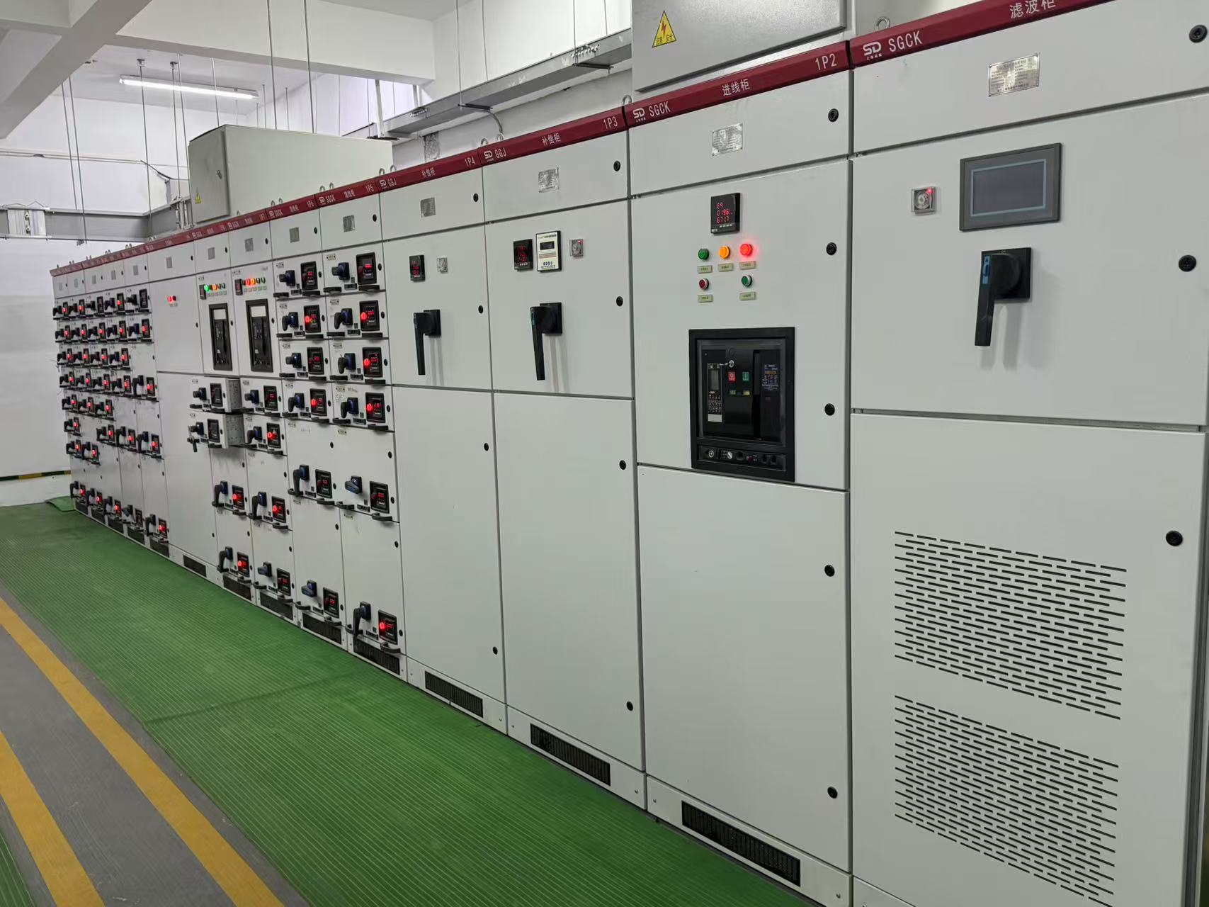 Switch Distribution Cabinet Overview