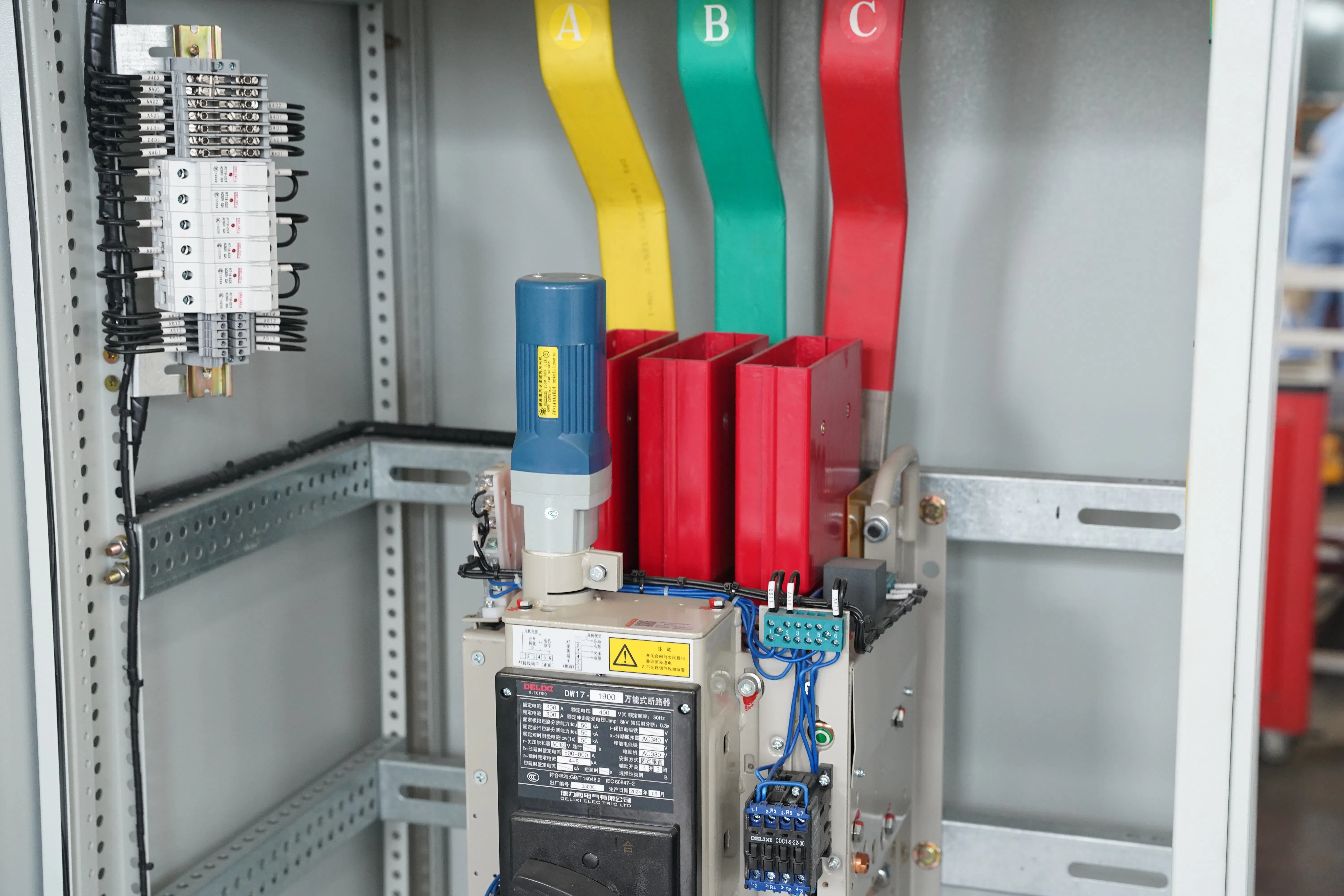 High-Voltage and Low-Voltage Switchgear, 1250kVA, Quality Material Solutions