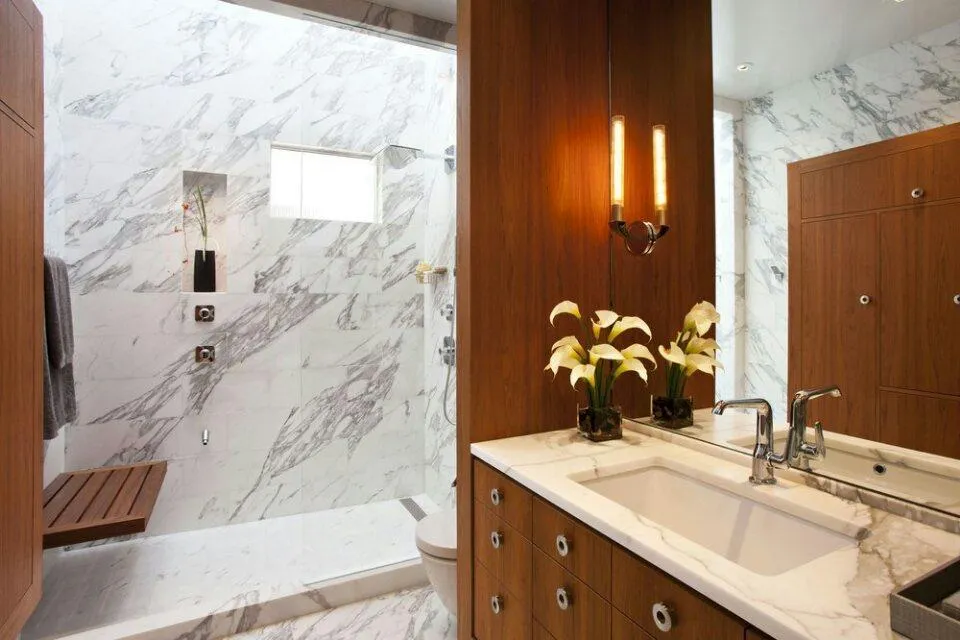 Natural White Wooden Grain Marble Stone Veneer