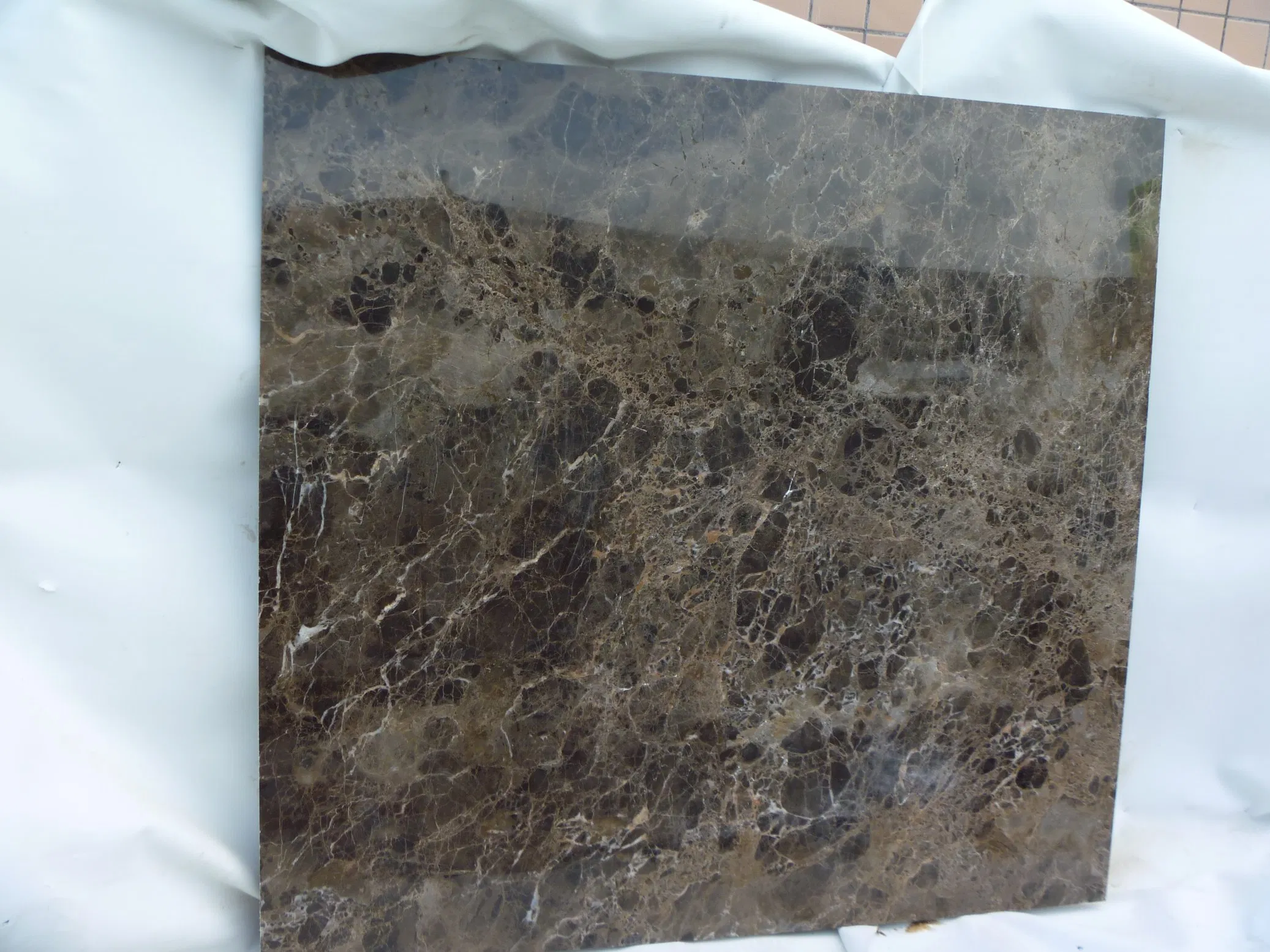 Customized Natural Stone Dark Emperador Marble Countertop Brown Marble Interior Decor