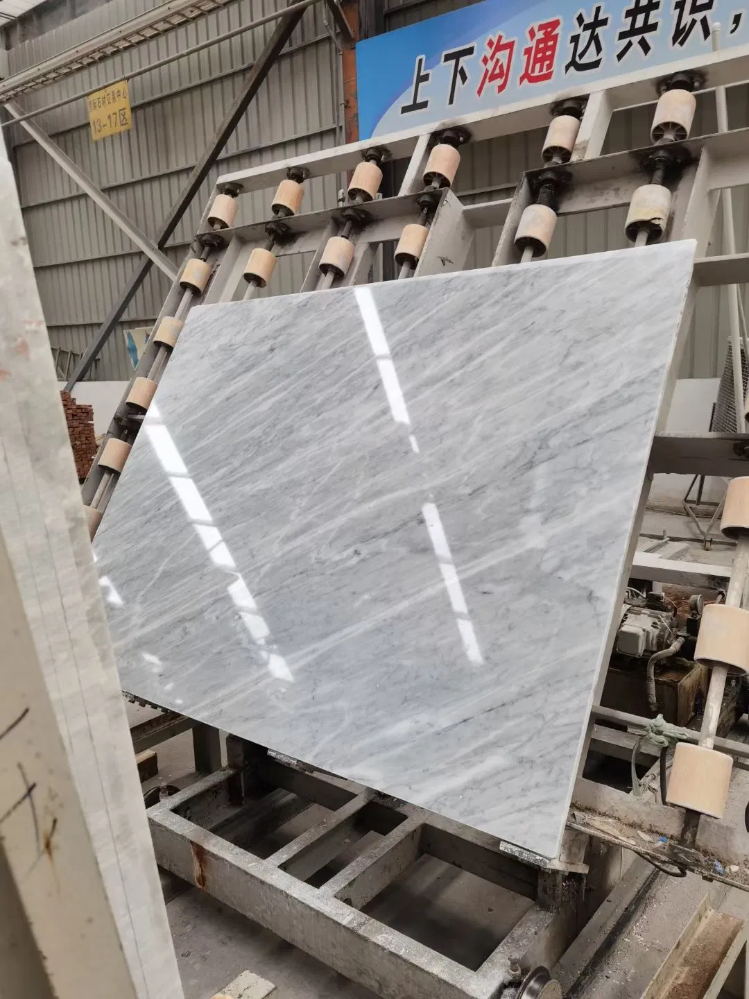 Natural Stone Top Quality Polished Honed Carrara Grey Marble for Wall Tiles/Vanity Tops/Slabs Tiles/Floor Tiles/Countertops