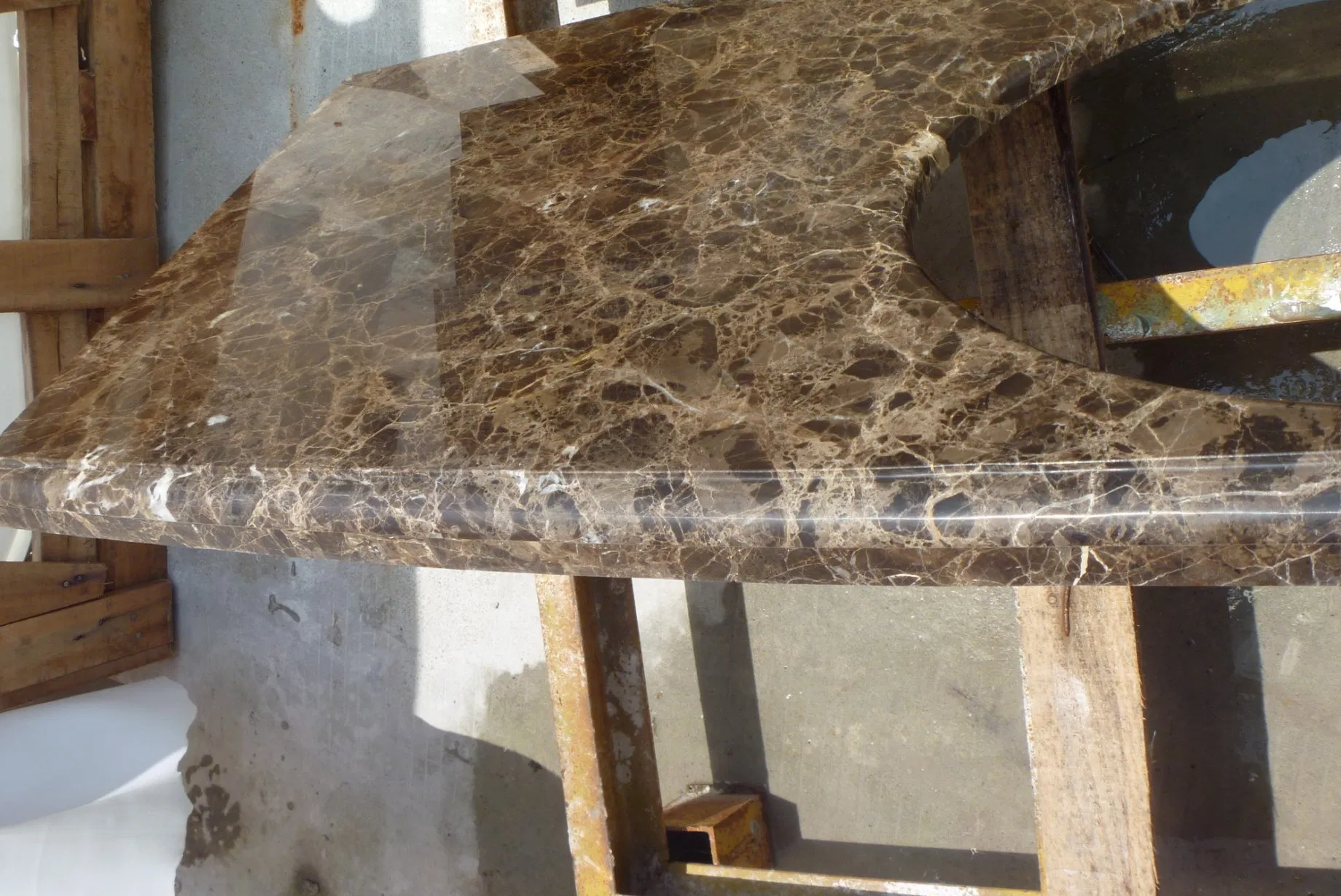 Customized Natural Stone Dark Emperador Marble Countertop Brown Marble Interior Decor