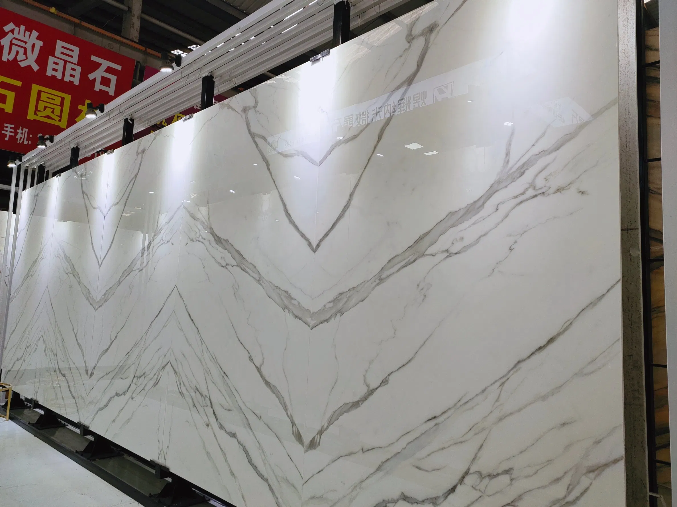 Bookmatched Artificial Calacatta Nano Glass Marble Slab for Decoration Walls