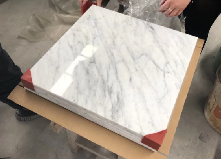 Natural Stone grey/white polished/honed Bianco Carrara white marble for floor/wall slabs/tiles/countertops/stairs/sills/column/mosaic interiors decoration
