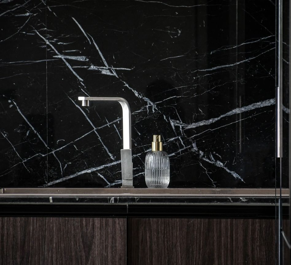 Nero Marquina Marble Block Luxury Marble Wall and Floors