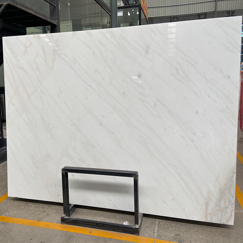 Polished Natural Stone China Statuario/Statuary White Marble Tiles/Slabs for Background/Flooring/Wall/Countertop/Indoor/Interior Decoration/Vanity Top Price
