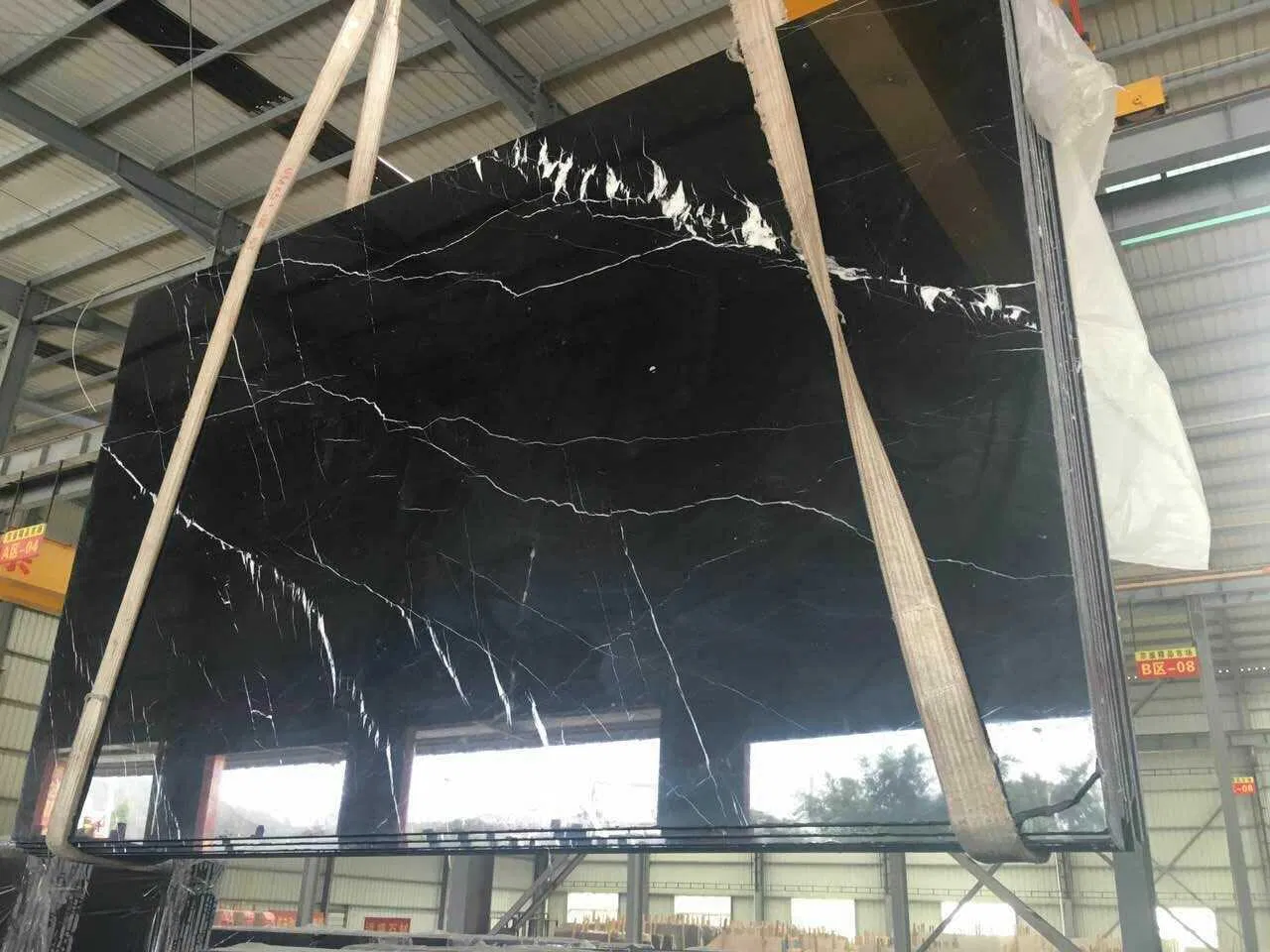 China Suppliers Black Marble Slabs Negro Vanity Marble Nero Marquina