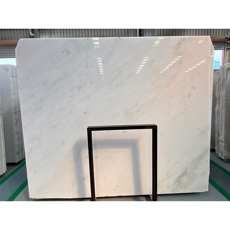 Polished Natural Stone China Statuario/Statuary White Marble Tiles/Slabs for Background/Flooring/Wall/Countertop/Indoor/Interior Decoration/Vanity Top Price