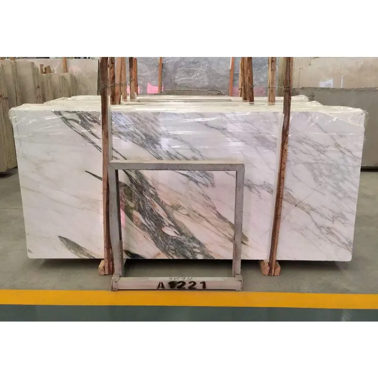 Calacatta White Marble Photo 4