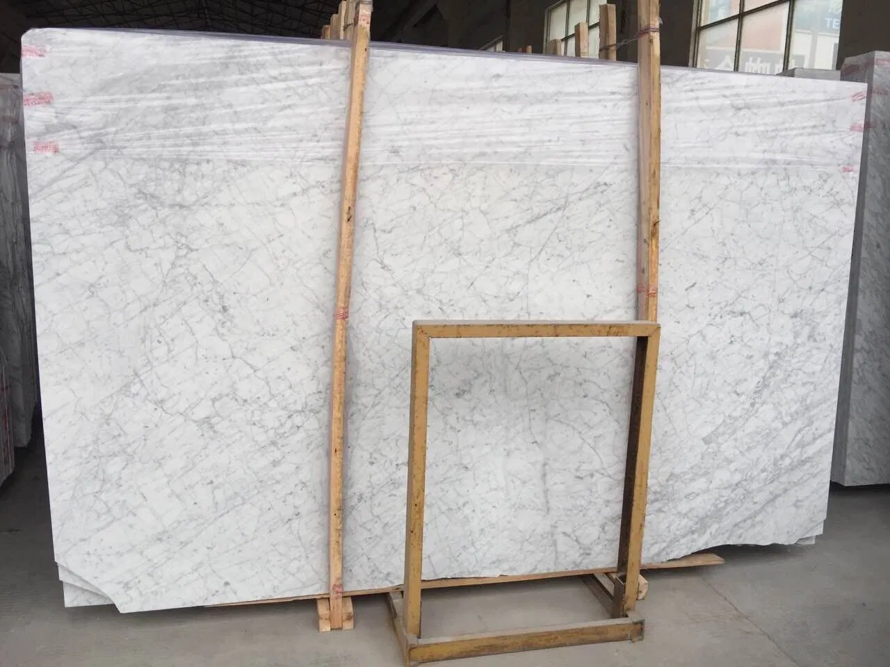 Chinese Hot Selling Products Italian Carrara White Marble Tile