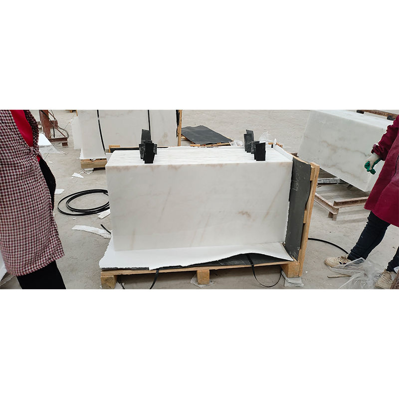 Premium White Flexible Natural Stone Veneer for Elegant Interiors