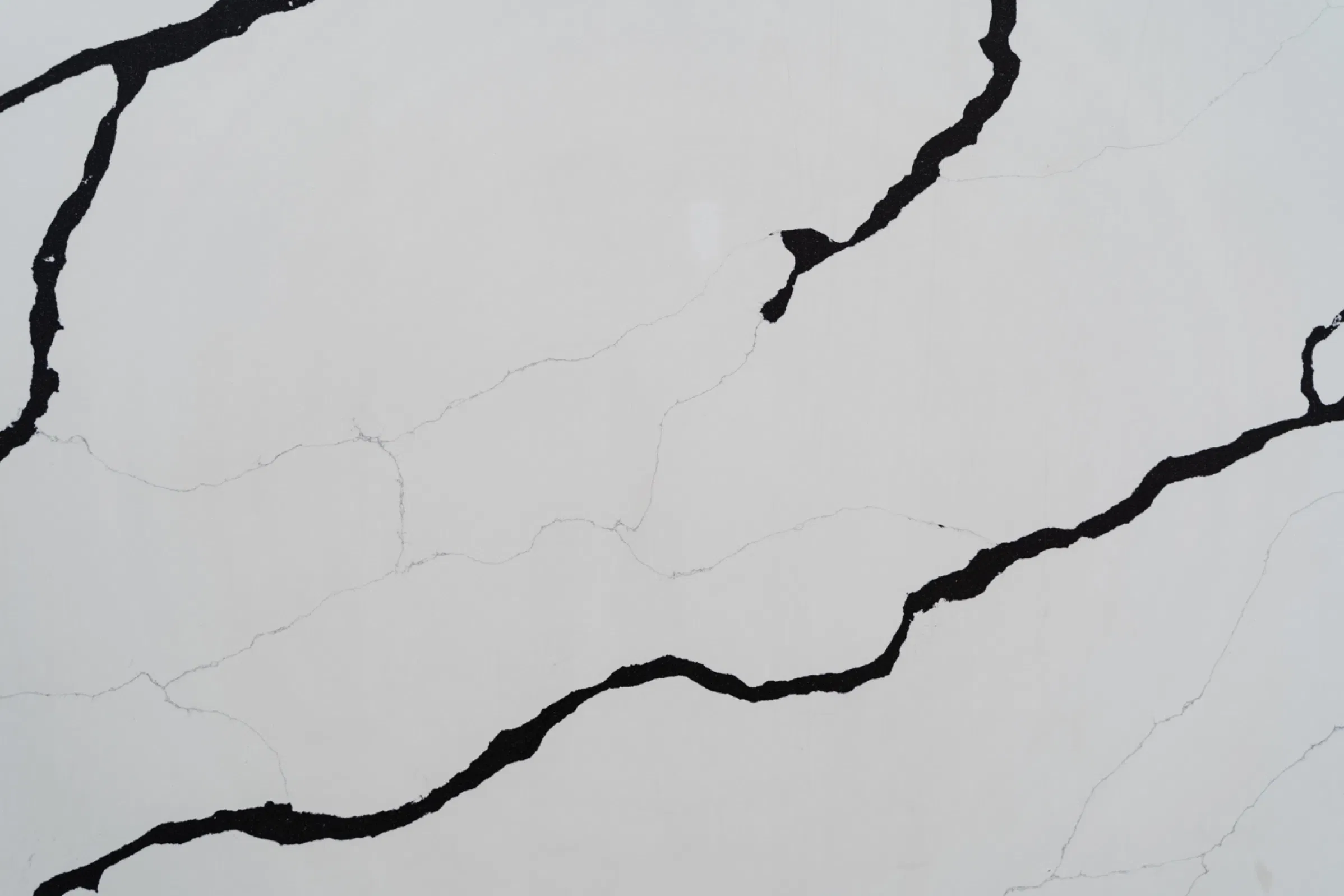 Italian Calcutta Marble White Artificial Quartz Stone Black Veining Popular Kitchen Surface